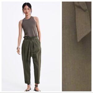 NWT. Zara Khaki Bow Mid Waist Trousers. Size S.